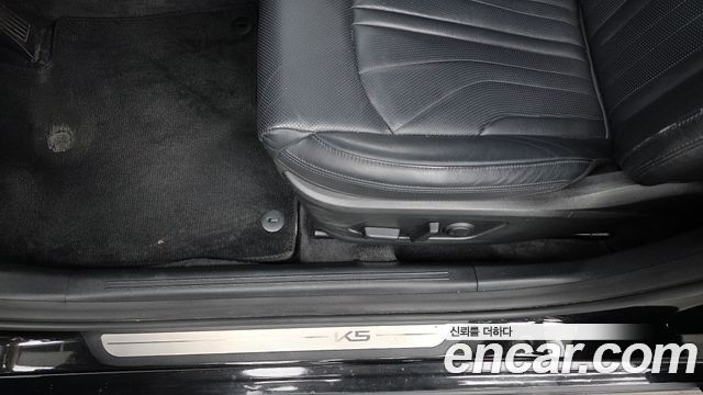 Kia K5 2023 — photo 31