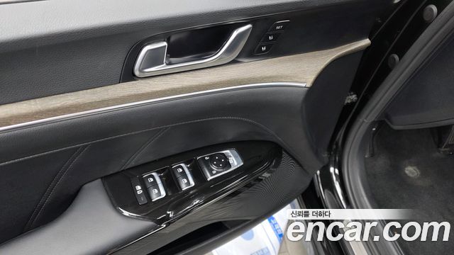 Kia K5 2023 — photo 34