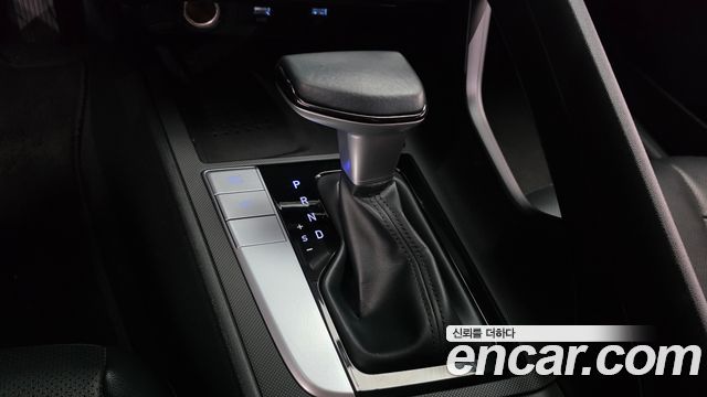 Hyundai AVANTE 2023 — photo 12