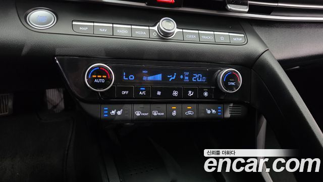 Hyundai AVANTE 2023 — photo 23