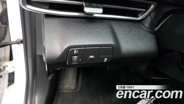 Hyundai AVANTE 2023 — photo 29