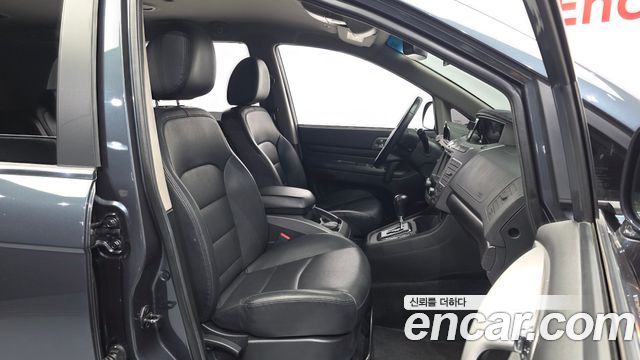 KG Mobility KORANDO 2018 — photo 16