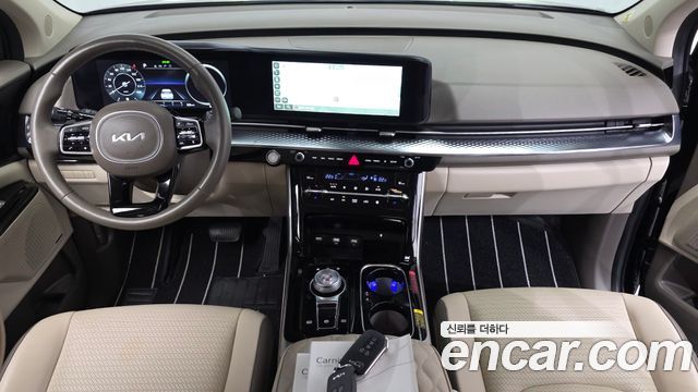 Kia Canival 2023 — photo 10
