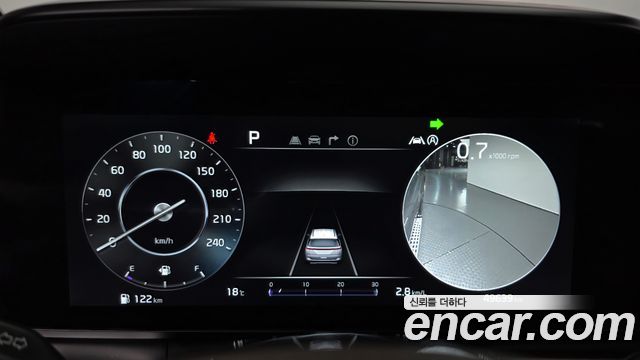 Kia Canival 2023 — photo 11
