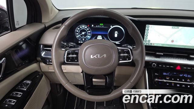 Kia Canival 2023 — photo 19