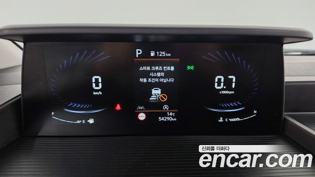 Hyundai Staria 2024 — photo 11