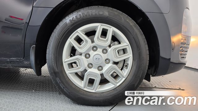 Hyundai Staria 2024 — photo 7