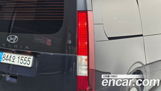 Hyundai Staria 2024 — photo 9