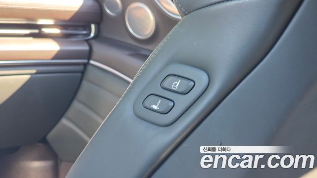 Genesis GV80 2020 — photo 27