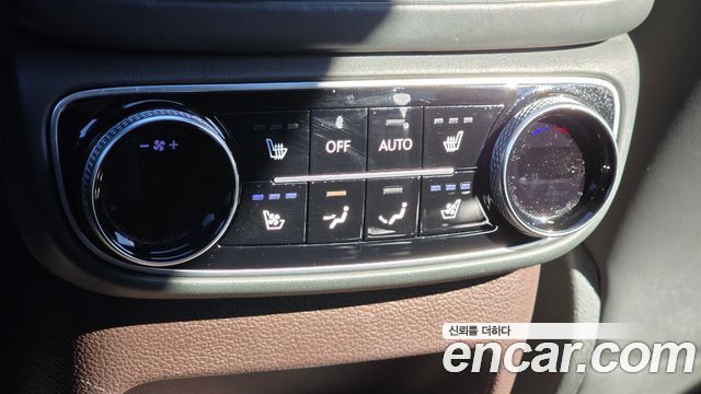 Genesis GV80 2020 — photo 31