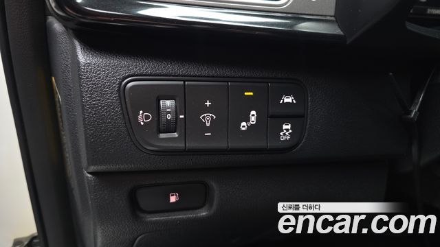 Kia Niro 2017 — photo 24