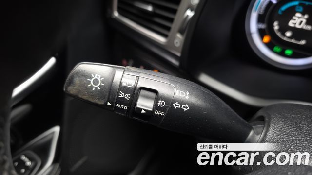 Kia Niro 2017 — photo 26