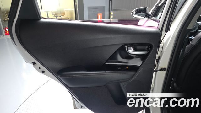 Kia Niro 2017 — photo 15