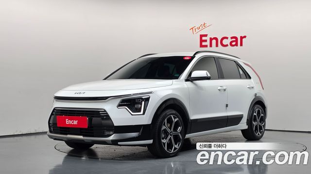 Kia Niro 2025 — photo 1