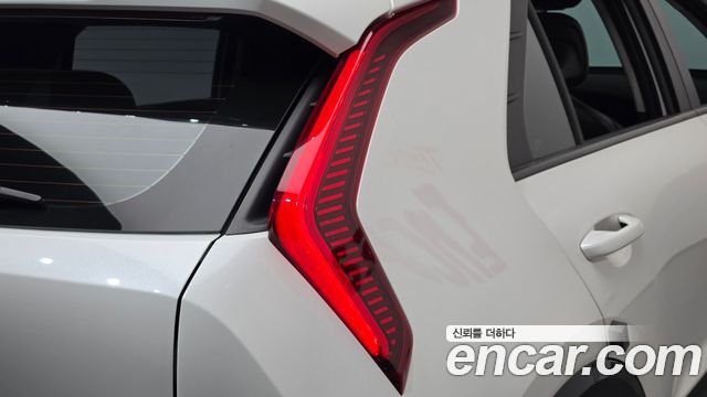 Kia Niro 2025 — photo 9