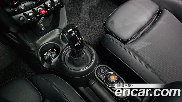 Mini Cooper 2021 — photo 12