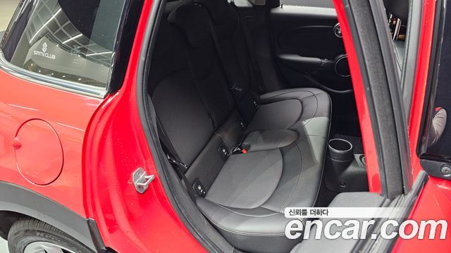 Mini Cooper 2021 — photo 17