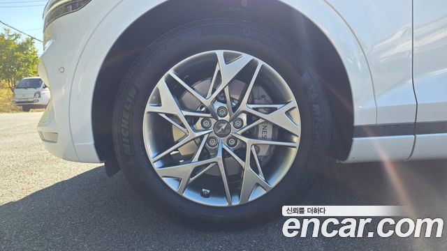 Genesis GV70 2023 — photo 5