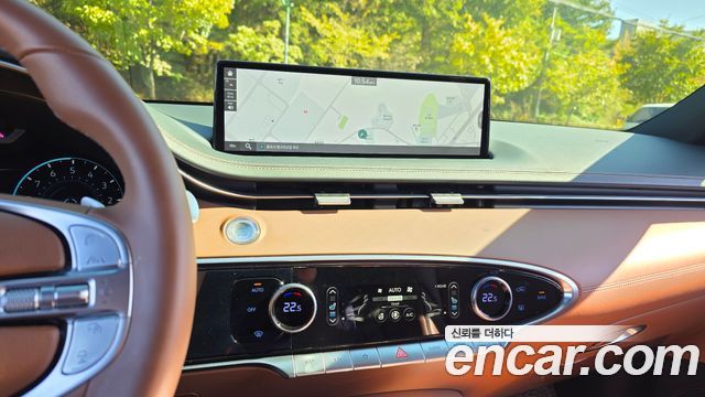 Genesis GV70 2023 — photo 19