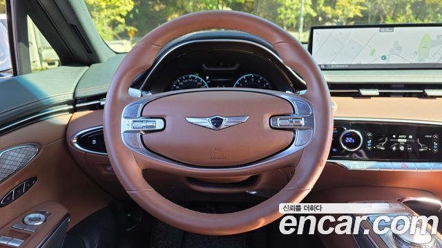 Genesis GV70 2023 — photo 20