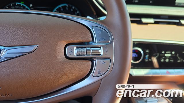 Genesis GV70 2023 — photo 23