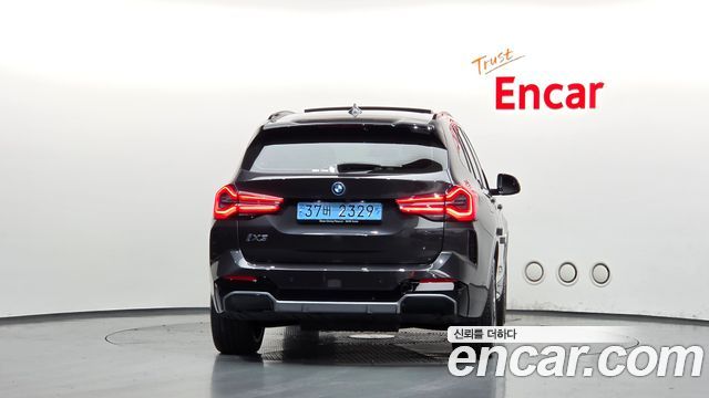 BMW iX3 2023 — photo 4