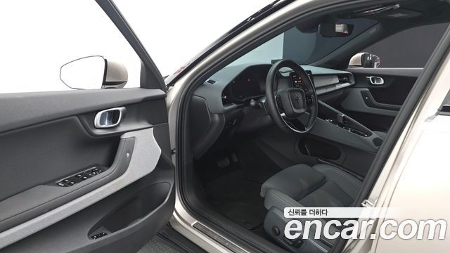 Polestar Polestar 2 2023 — photo 13