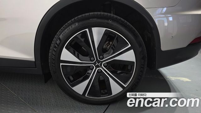 Polestar Polestar 2 2023 — photo 7
