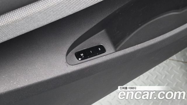 Polestar Polestar 2 2023 — photo 33