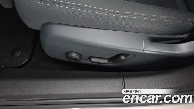 Polestar Polestar 2 2023 — photo 34