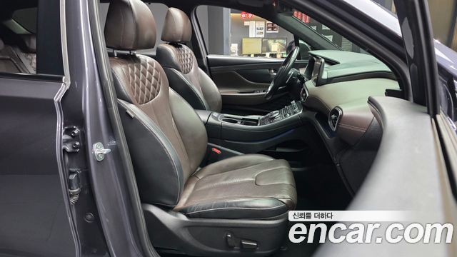 Hyundai Santafe 2021 — photo 17