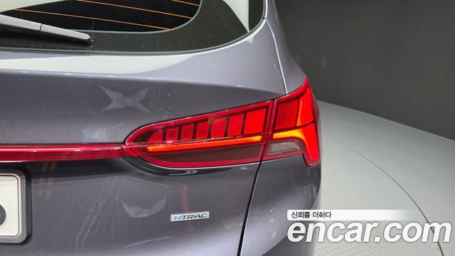 Hyundai Santafe 2021 — photo 9