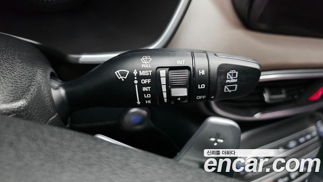 Hyundai Santafe 2021 — photo 32