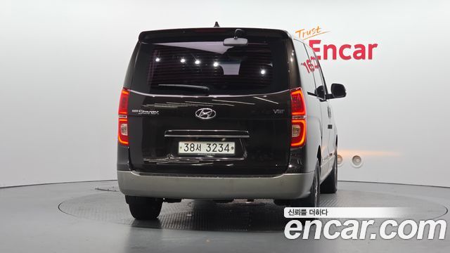 Hyundai Starex 2019 — photo 4