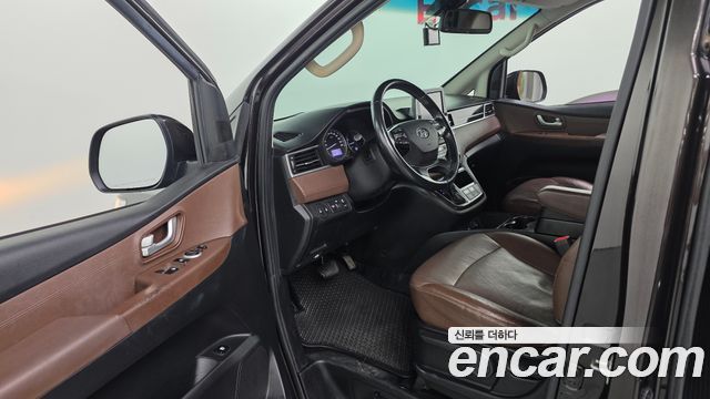 Hyundai Starex 2019 — photo 13