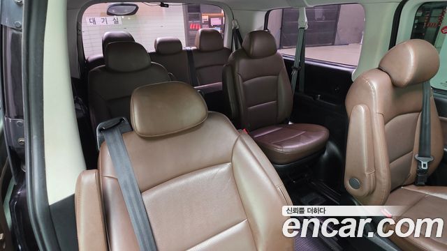 Hyundai Starex 2019 — photo 17