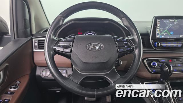 Hyundai Starex 2019 — photo 21