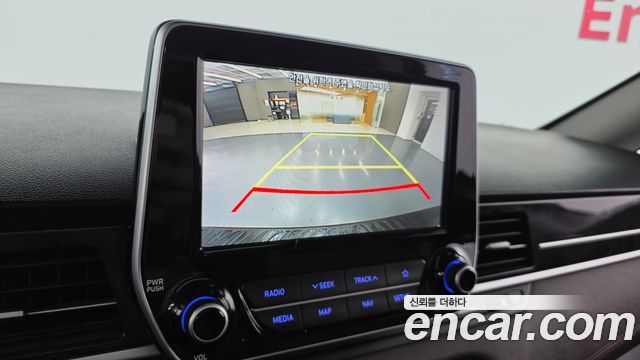 Hyundai Starex 2019 — photo 22
