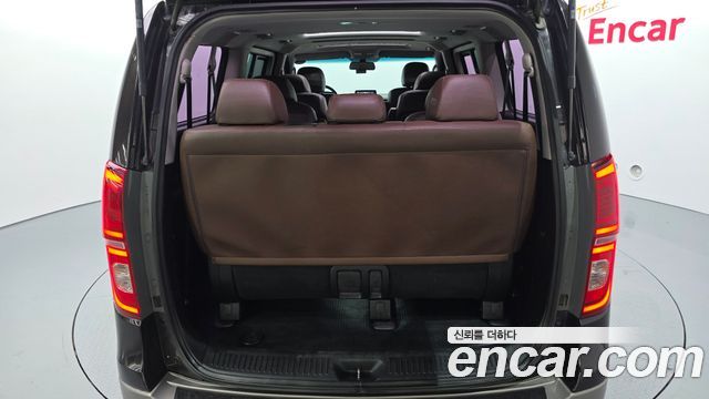 Hyundai Starex 2019 — photo 24