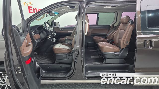 Hyundai Starex 2019 — photo 26