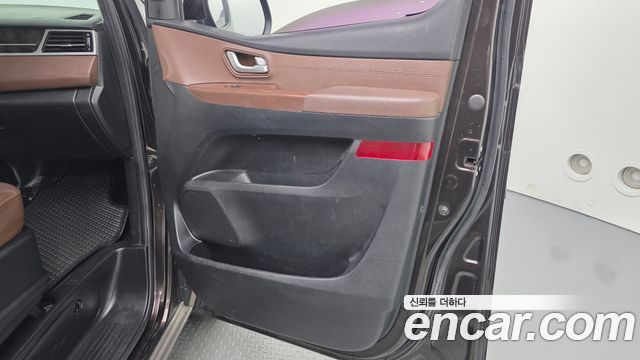 Hyundai Starex 2019 — photo 14