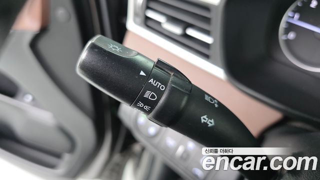 Hyundai Starex 2019 — photo 31