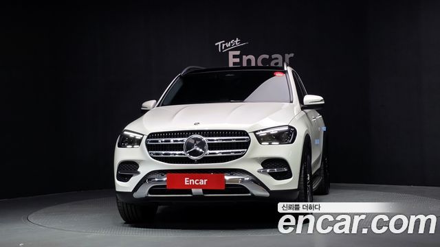 Mercedes-Benz GLE-Class 2026 — photo 3