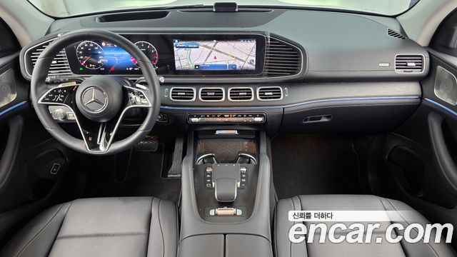 Mercedes-Benz GLE-Class 2026 — photo 10