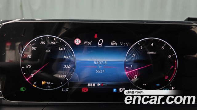 Mercedes-Benz GLE-Class 2026 — photo 11
