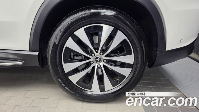 Mercedes-Benz GLE-Class 2026 — photo 7