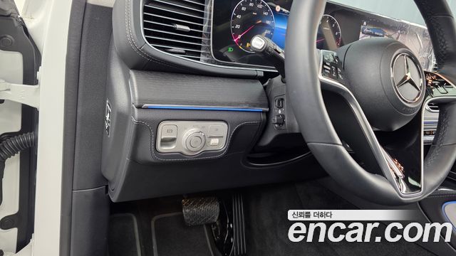 Mercedes-Benz GLE-Class 2026 — photo 28