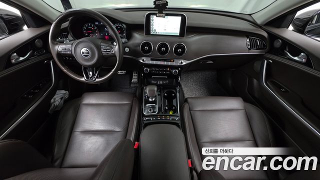 Kia Stinger 2018 — photo 7