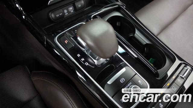Kia Stinger 2018 — photo 9
