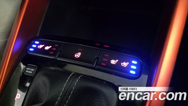 Kia Stonic 2020 — photo 9